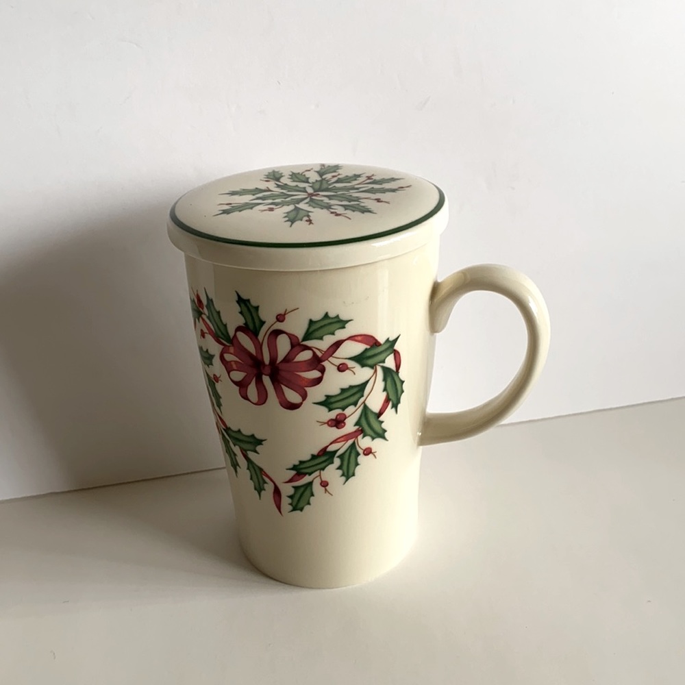 Lenox American By Design Holly Christmas Holiday Coffee Tea Mug Cup